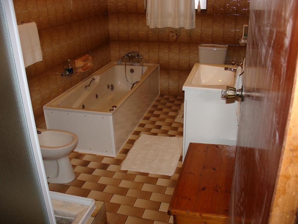 On The Bay Guesthouse Kruisfontein Pokój zdjęcie